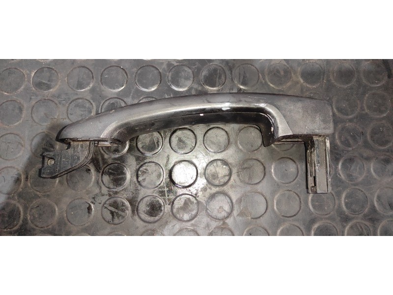 Recambio de maneta delantera derecha para opel movano b kasten/combi hka l2h2 3,3t doka referencia OEM IAM 8200766694  
