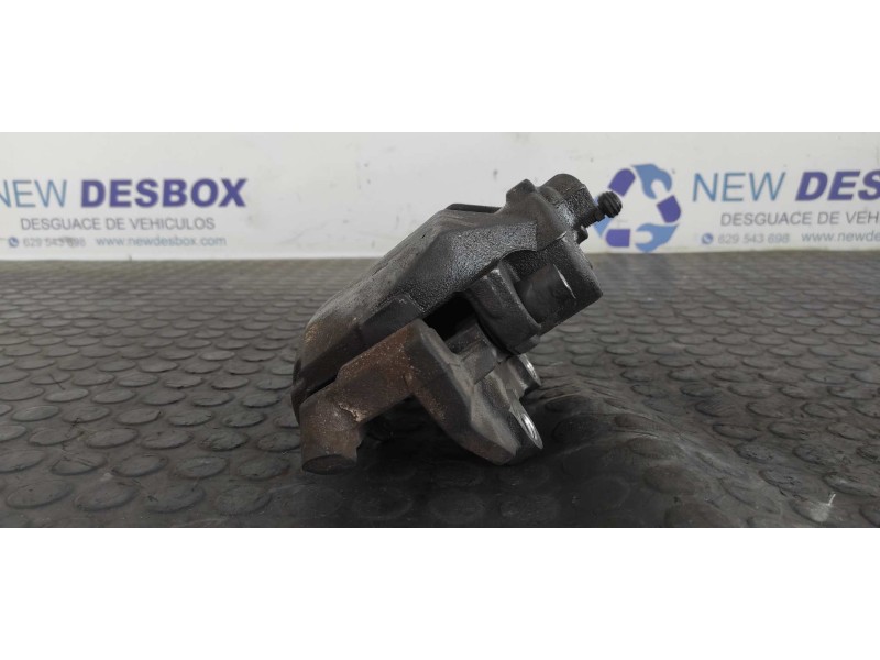 Recambio de pinza de freno delantera derecha para ford grand c-max titanium referencia OEM IAM 8143EP  