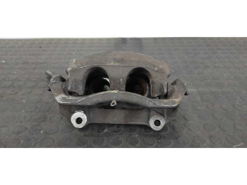 Recambio de pinza de freno delantera derecha para opel vivaro furgón/combi (07.2006 =>) 2.0 16v cdti referencia OEM IAM 687092  