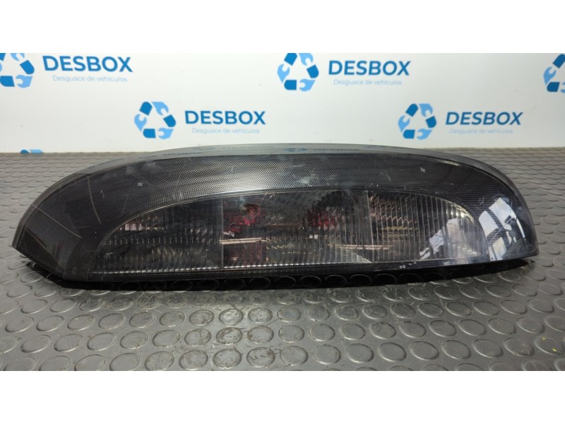 Recambio de piloto trasero derecho para opel corsa c corsavan (comercial) referencia OEM IAM 89307520  