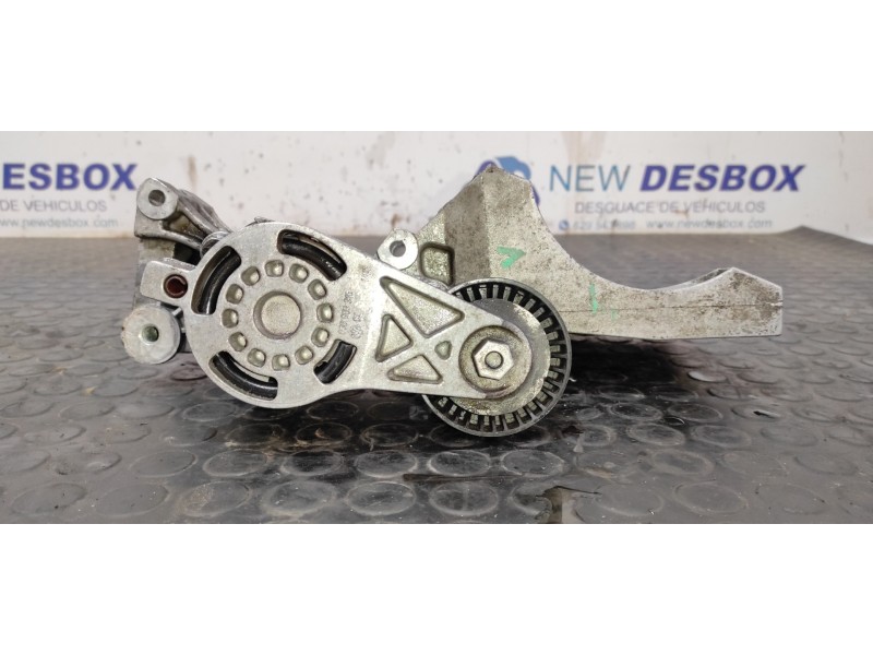Recambio de soporte motor para volkswagen golf v berlina (1k1) gt sport referencia OEM IAM 03G903143A  