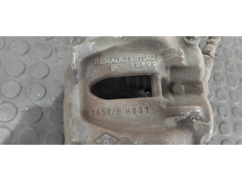 Recambio de pinza de freno delantera derecha para opel vivaro furgón/combi (07.2006 =>) 2.0 16v cdti referencia OEM IAM 687092  