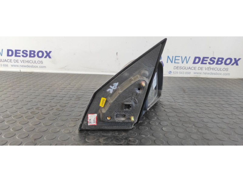 Recambio de retrovisor derecho para hyundai tucson (jm) 2.0 crdi comfort (4wd) referencia OEM IAM 012268  