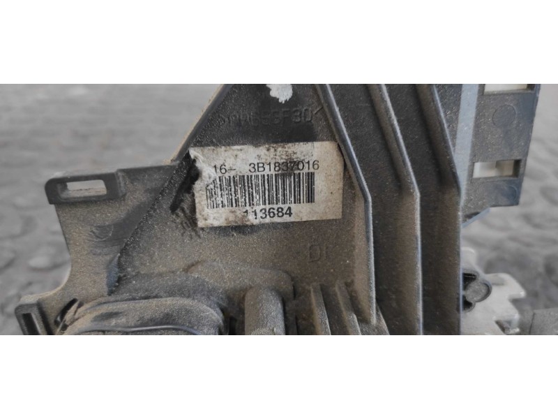 Recambio de cerradura puerta delantera derecha para volkswagen caddy ka/kb (2k) 2.0 sdi referencia OEM IAM 3B1837016  