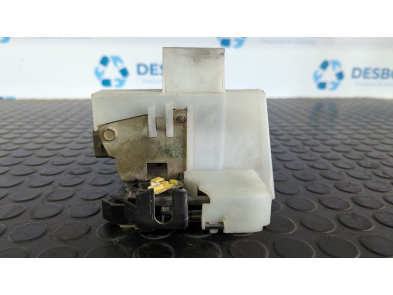 Recambio de cerradura puerta delantera izquierda para renault megane i fase 2 gandtour (ka..) 1.4 16v authentique referencia OEM