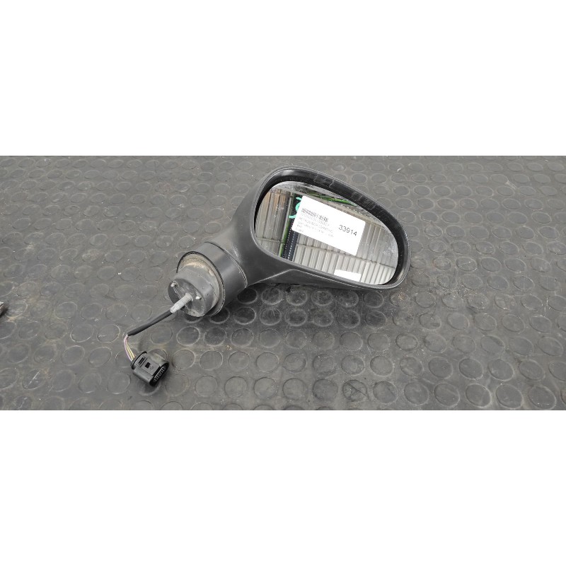 Recambio de retrovisor derecho para seat leon (1p1) 1.9 tdi referencia OEM IAM 010852  