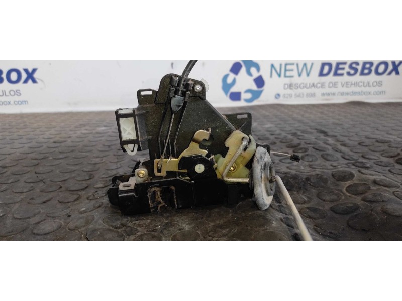 Recambio de cerradura puerta delantera derecha para volkswagen caddy ka/kb (2k) 2.0 sdi referencia OEM IAM 3B1837016  