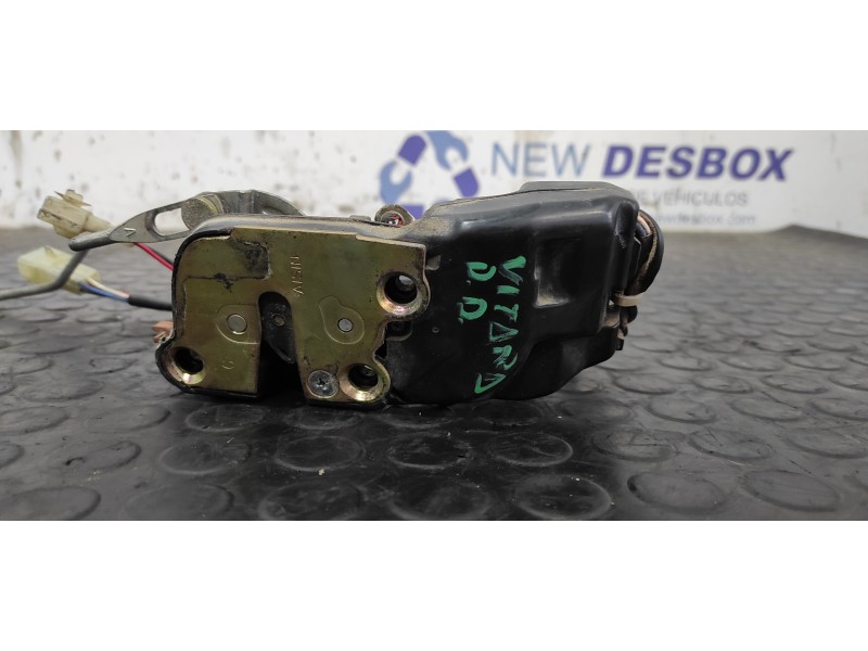 Recambio de cerradura puerta delantera derecha para suzuki vitara se/sv (et) 2.0 turbodiesel cat referencia OEM IAM   