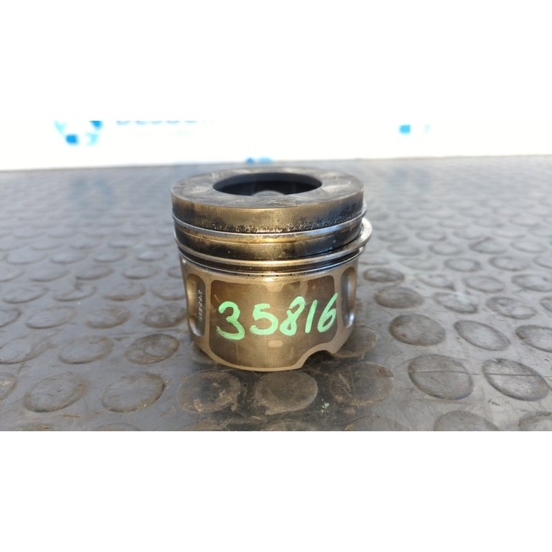 Recambio de piston para land rover range rover sport autobiography limited edition referencia OEM IAM FM108490  