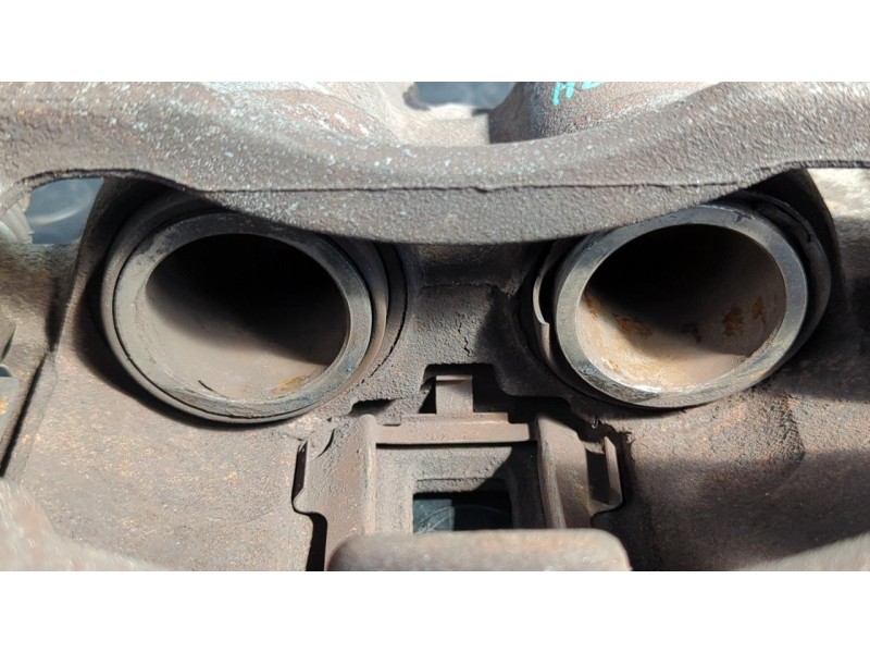 Recambio de pinza de freno trasera izquierda para mercedes-benz sprinter 02.00  combi 213 cdi (902.671-672) referencia OEM IAM 4