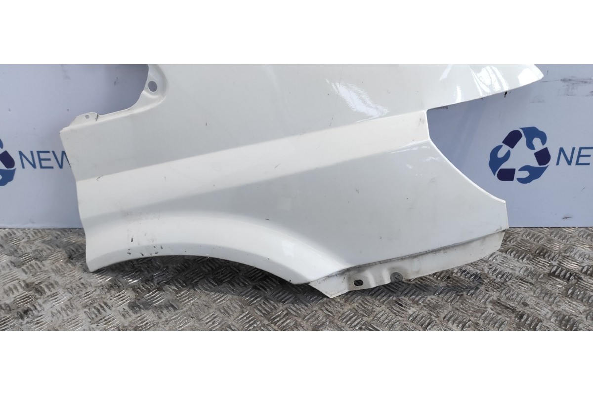 Recambio de aleta delantera derecha para ford transit caja cerrada, larga (fy) (2000 =>) 2.0 tde cat referencia OEM IAM   