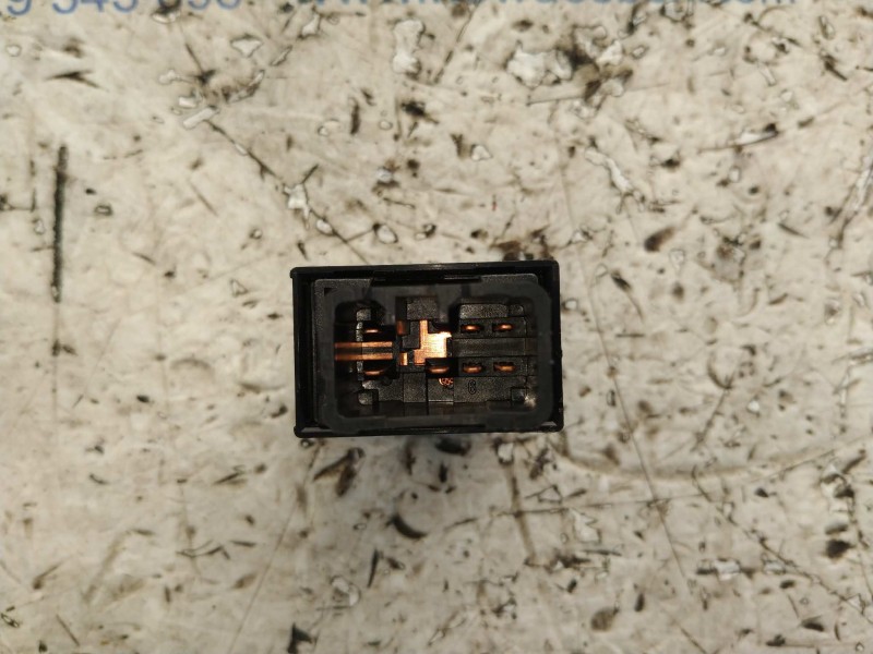 Recambio de mando elevalunas trasero derecho para hyundai tucson (jm) 2.0 crdi comfort (4wd) referencia OEM IAM   