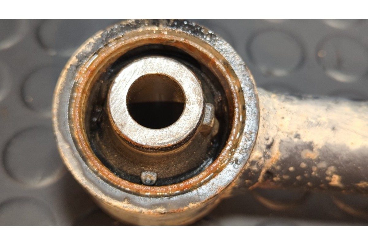 Recambio de brazo izquierdo inferior trasero para toyota land cruiser (j9) td vx (5-ptas.) (kzj95) referencia OEM IAM   