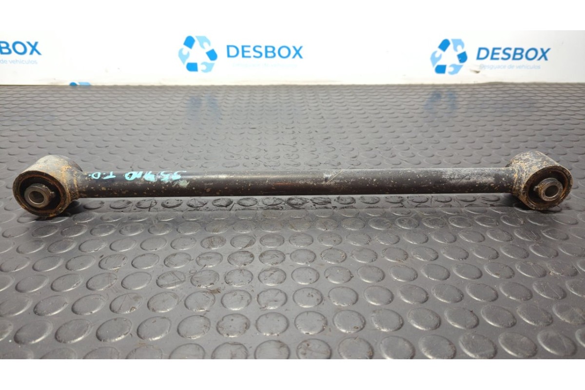 Recambio de brazo derecho inferior trasero para toyota land cruiser (j9) td vx (5-ptas.) (kzj95) referencia OEM IAM   