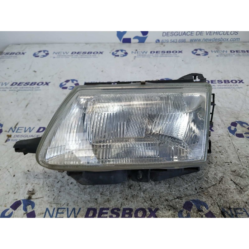 Recambio de faro izquierdo para citroen saxo 1.5 d image referencia OEM IAM   