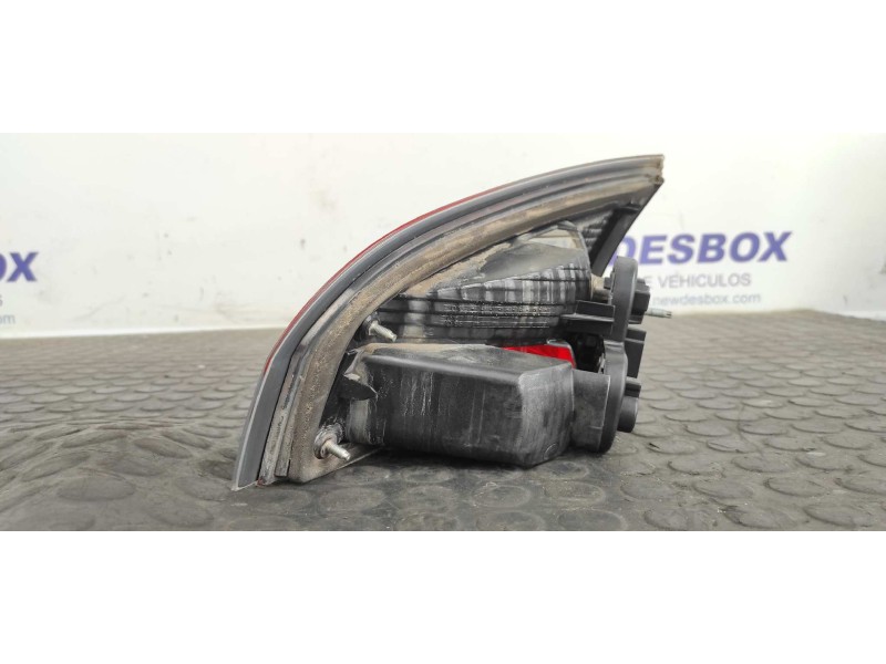 Recambio de piloto porton izquierdo para ford s-max (ca1) titanium (03.2010) referencia OEM IAM 6M2113A603AK  