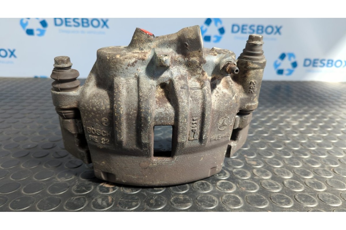 Recambio de pinza de freno trasera derecha para mercedes-benz sprinter 02.00  combi 213 cdi (902.671-672) referencia OEM IAM 45+
