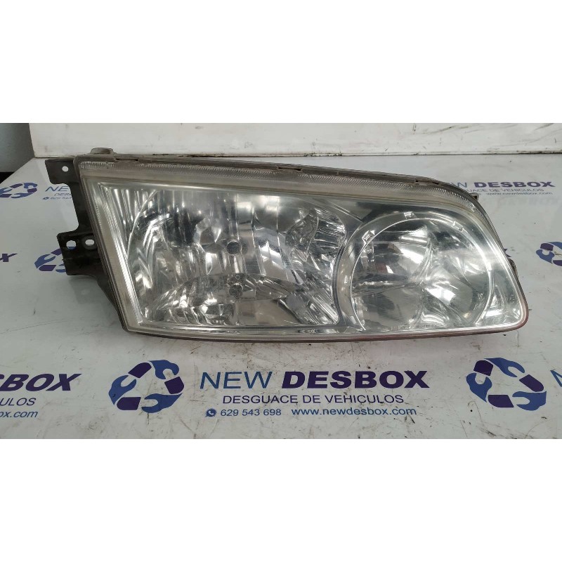 Recambio de faro derecho para hyundai h 1 2.5 turbodiesel cat referencia OEM IAM 921024A5XX  