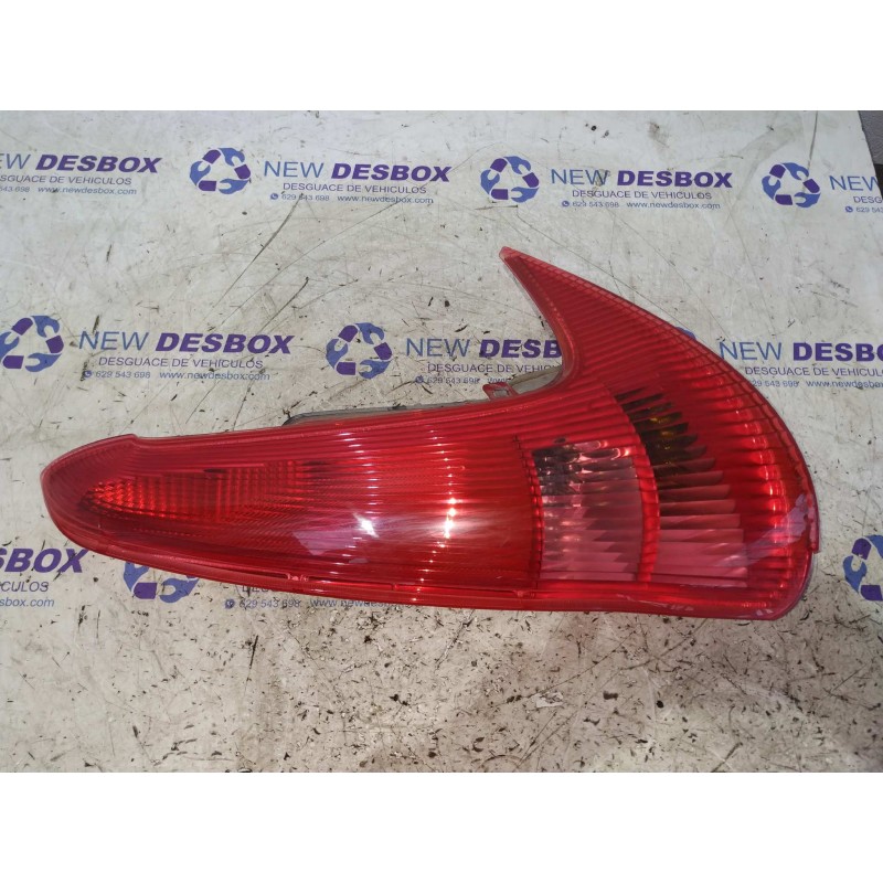 Recambio de piloto trasero derecho para peugeot 206 sw 1.6 16v cat referencia OEM IAM   