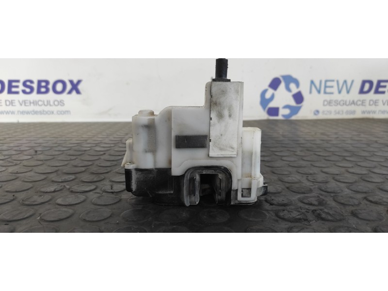 Recambio de cerradura puerta delantera derecha para fiat panda (169) 1.3 16v jtd dynamic referencia OEM IAM 51826966  