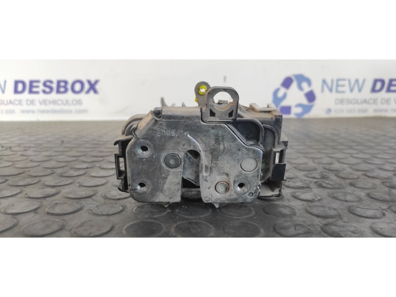 Recambio de cerradura puerta delantera derecha para fiat panda (169) 1.3 16v jtd dynamic referencia OEM IAM 51826966  