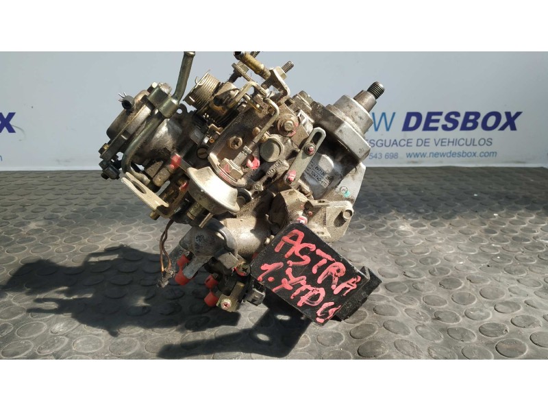 Recambio de bomba inyeccion para opel astra f berlina 1.7 turbodiesel (17 dt / lu8) referencia OEM IAM 9460620020  