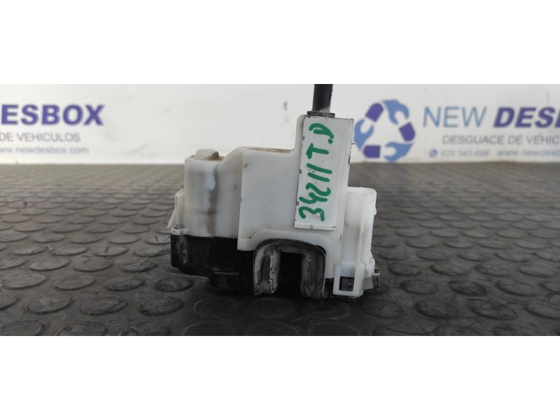 Recambio de cerradura puerta trasera derecha para fiat panda (169) 1.3 16v jtd dynamic referencia OEM IAM 51826982  