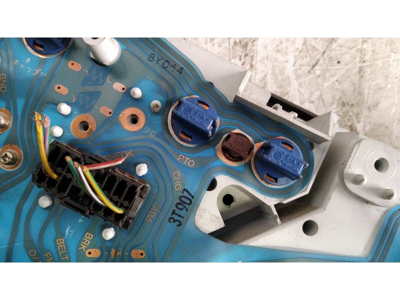 Recambio de cuadro instrumentos para nissan cabstar e referencia OEM IAM 3T907  