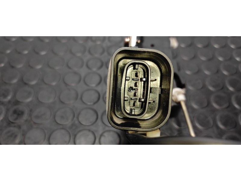 Recambio de cerradura puerta delantera izquierda para toyota land cruiser (j9) td vx (5-ptas.) (kzj95) referencia OEM IAM   