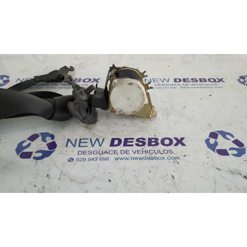 Recambio de cinturon delantero izquierdo para bmw serie 1 berlina (e81/e87) 118d referencia OEM IAM 33023601  