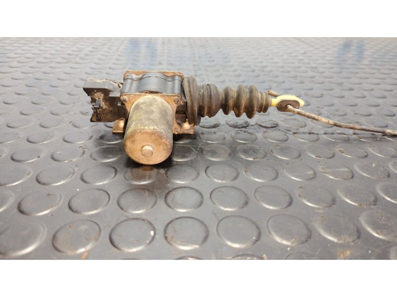 Recambio de motor cierre centralizado delantero derecho para jeep cherokee (xj) 2.1 turbodiesel referencia OEM IAM 5045719  