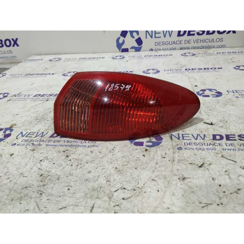 Recambio de piloto trasero derecho para alfa romeo 147 (190) 1.9 jtd distinctive referencia OEM IAM 46556347  