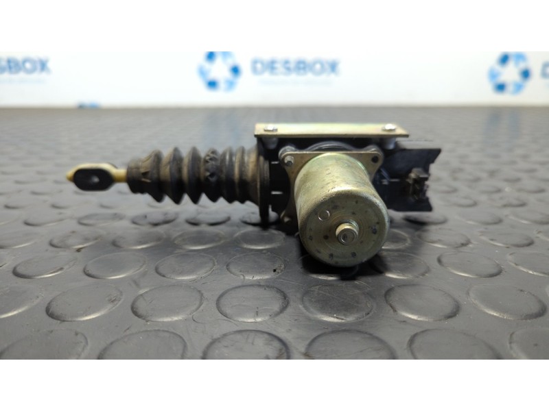 Recambio de motor cierre centralizado delantero derecho para jeep cherokee (xj) 2.1 turbodiesel referencia OEM IAM 5045719  