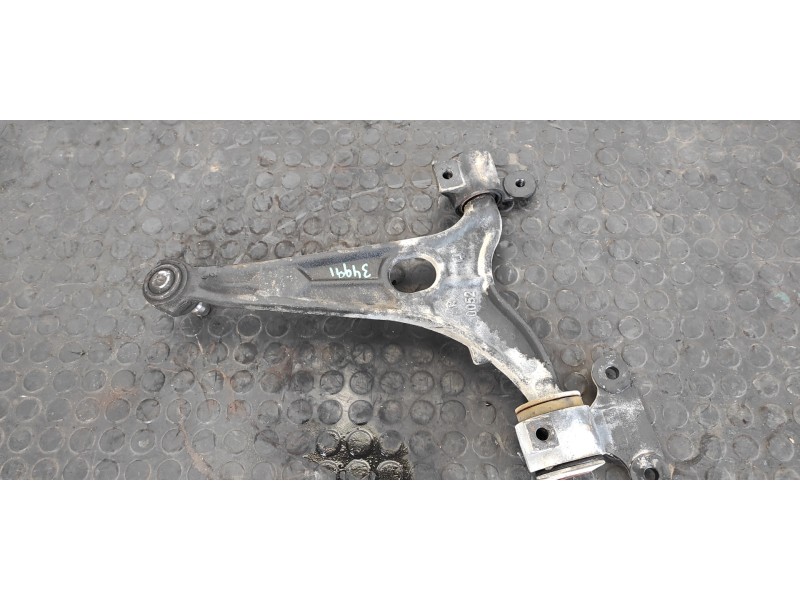 Recambio de brazo derecho inferior delantero para fiat ulysse (179) 2.2 jtd dynamic referencia OEM IAM 0052  