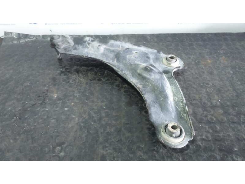 Recambio de brazo derecho inferior delantero para nissan primastar (x83) 1.9 dci diesel cat referencia OEM IAM   