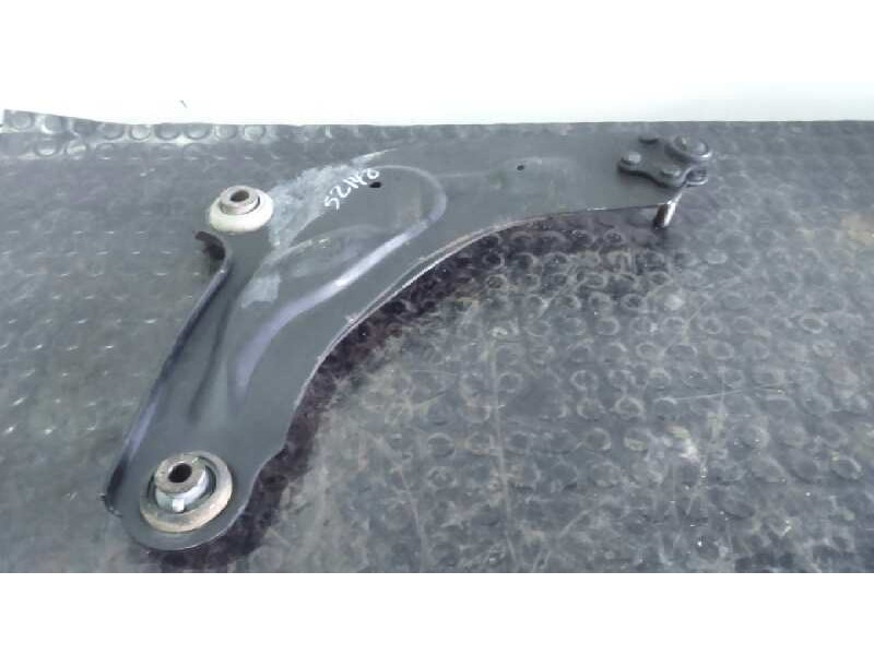 Recambio de brazo izquierdo inferior delantero para nissan primastar (x83) 1.9 dci diesel cat referencia OEM IAM   