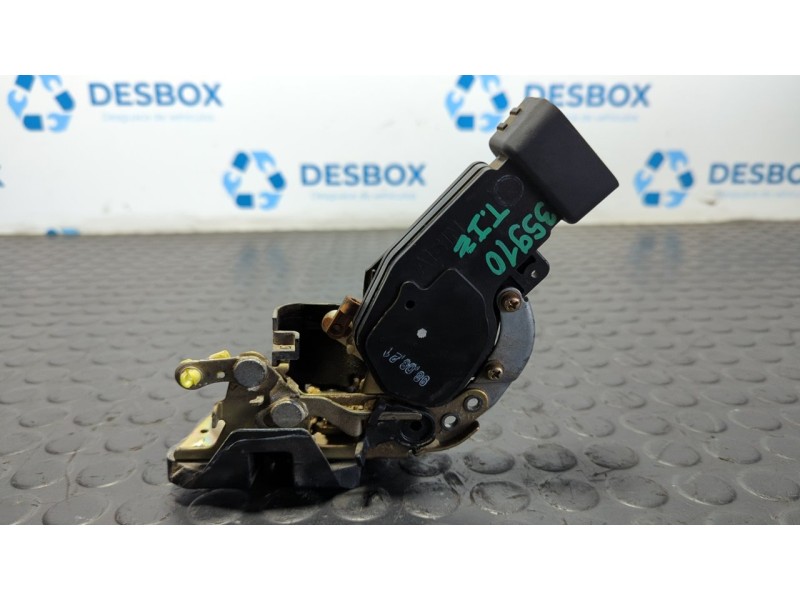 Recambio de cerradura puerta trasera izquierda para toyota land cruiser (j9) td vx (5-ptas.) (kzj95) referencia OEM IAM   