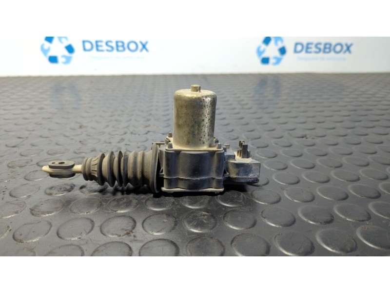 Recambio de motor cierre centralizado delantero derecho para jeep cherokee (xj) 2.5 cat referencia OEM IAM 5045719  