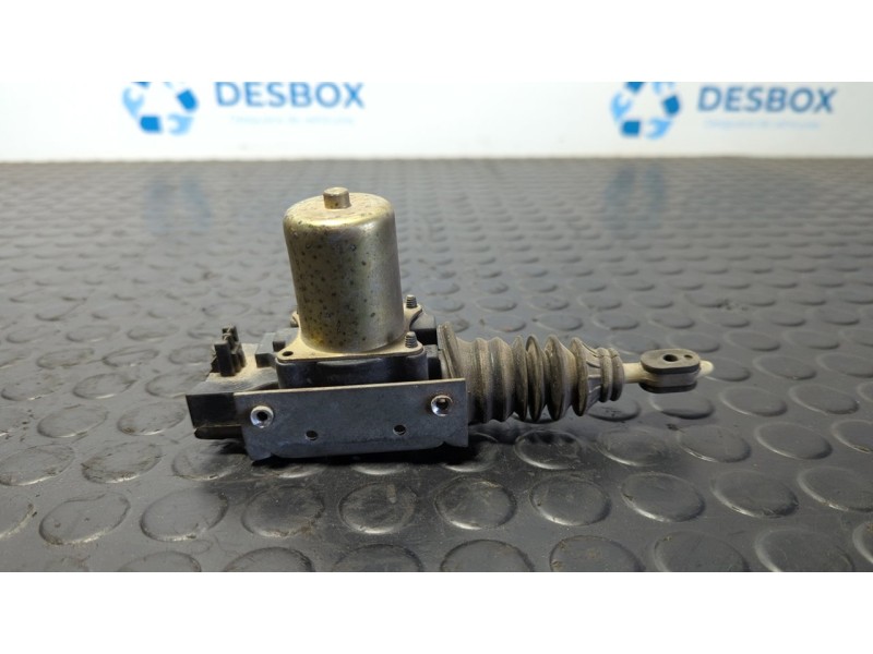 Recambio de motor cierre centralizado delantero derecho para jeep cherokee (xj) 2.5 cat referencia OEM IAM 5045719  