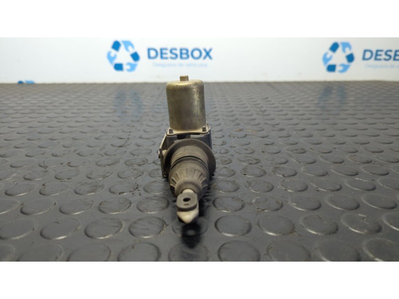 Recambio de motor cierre centralizado delantero derecho para jeep cherokee (xj) 2.5 cat referencia OEM IAM 5045719  
