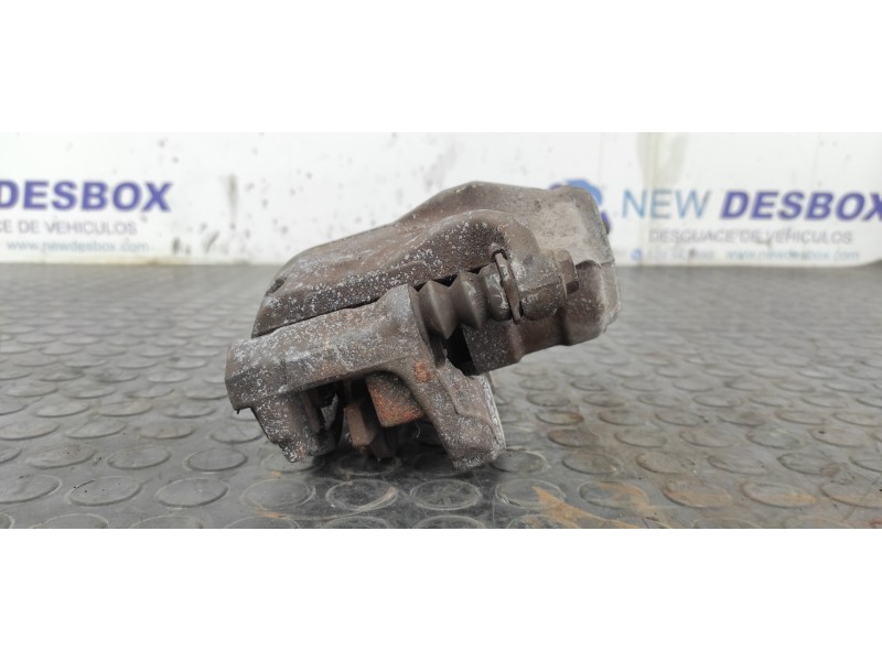 Recambio de pinza de freno delantera derecha para citroen berlingo 2.0 hdi multispace referencia OEM IAM 0204Y01132  