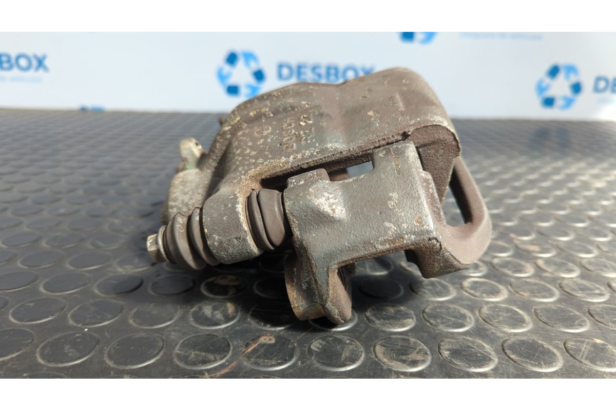 Recambio de pinza de freno trasera derecha para mercedes-benz sprinter 02.00  combi 213 cdi (902.671-672) referencia OEM IAM 45+