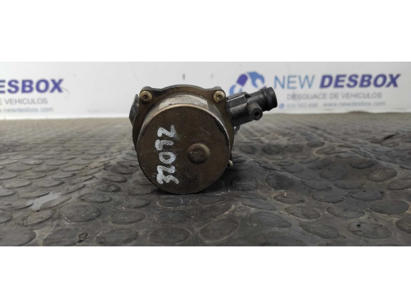 Recambio de depresor freno / bomba vacio para renault scenic ii 1.5 dci diesel referencia OEM IAM 8200399569  