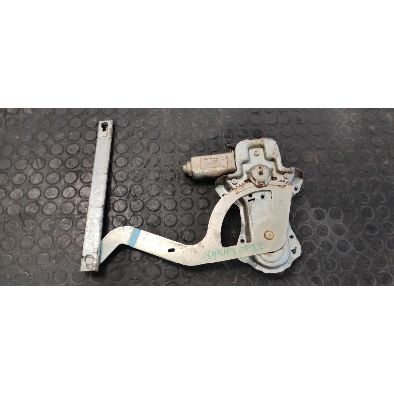 Recambio de elevalunas trasero izquierdo para land rover discovery (lt) td5 trophy referencia OEM IAM ASR1183  