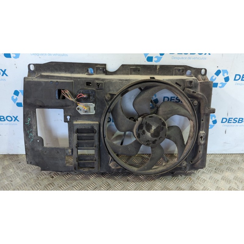 Recambio de electroventilador para citroen berlingo 2.0 hdi multispace referencia OEM IAM 1831237016  