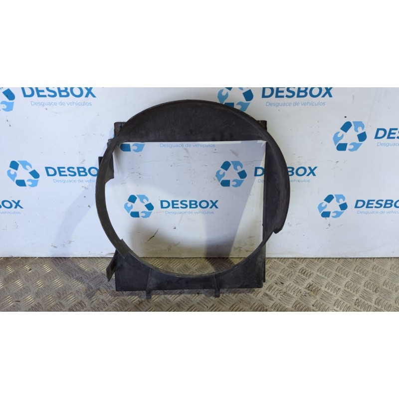 Recambio de calandra delantera de radiador para ssangyong musso 2.9 d referencia OEM IAM 2165105030  