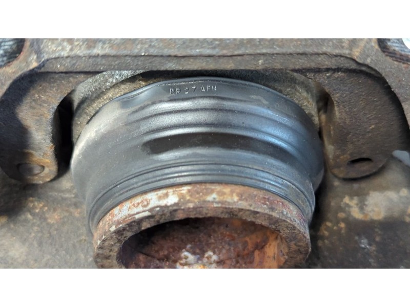 Recambio de pinza de freno delantera derecha para audi a6 berlina (4b2) 1.9 tdi referencia OEM IAM ATE88557  