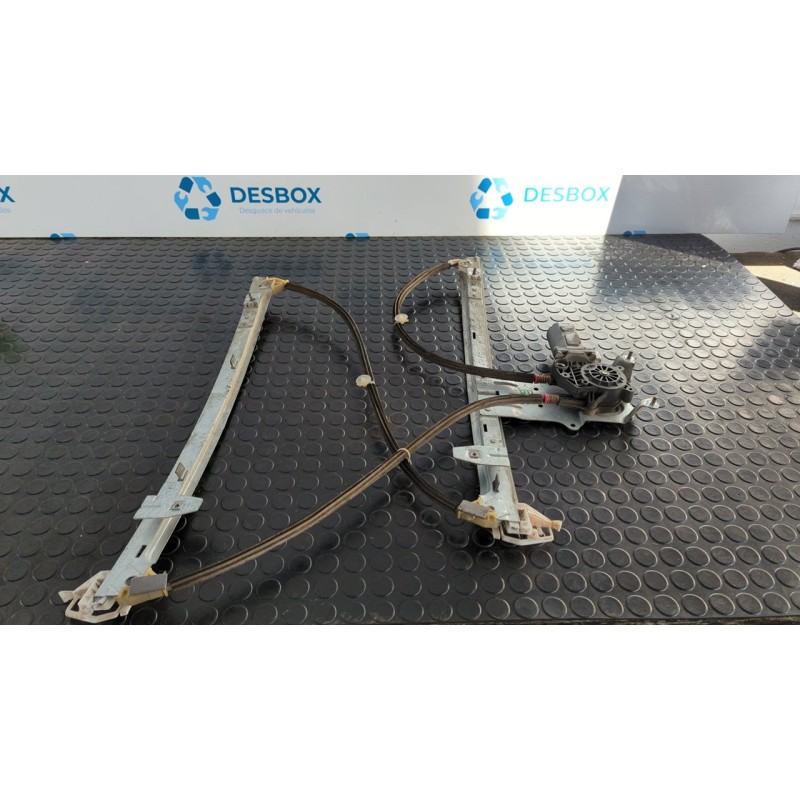 Recambio de elevalunas delantero derecho para citroen xsara picasso 1.8 16v referencia OEM IAM 0130821762  