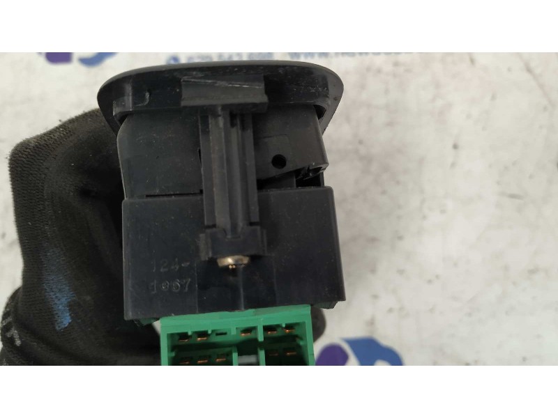Recambio de mando elevalunas delantero izquierdo para suzuki baleno berlina sy (eg) 1.6 16v cat referencia OEM IAM   