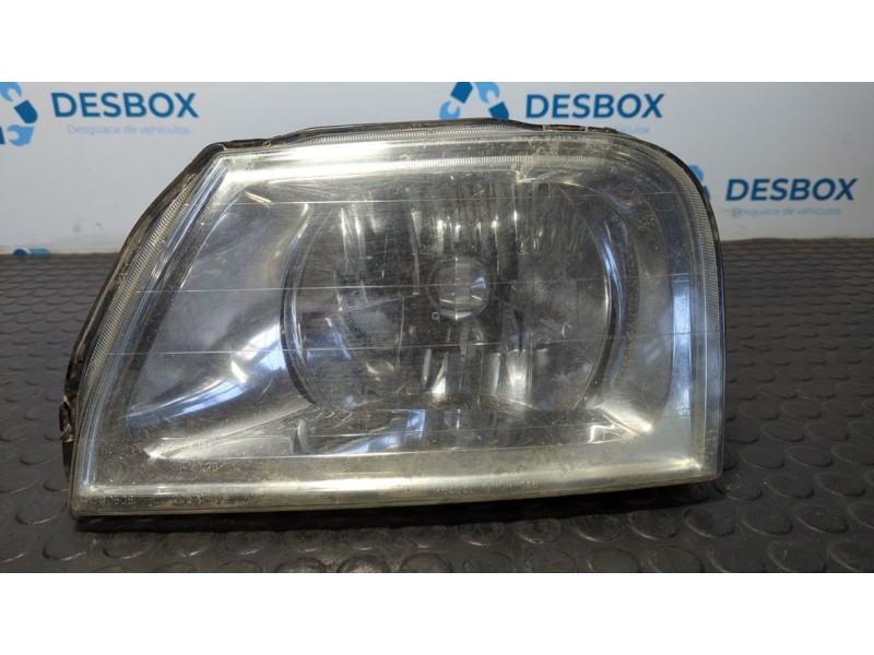 Recambio de faro izquierdo para mitsubishi l 200 (k6/7) 2500 td magnum sport (4-ptas.) referencia OEM IAM 02HCRPL  